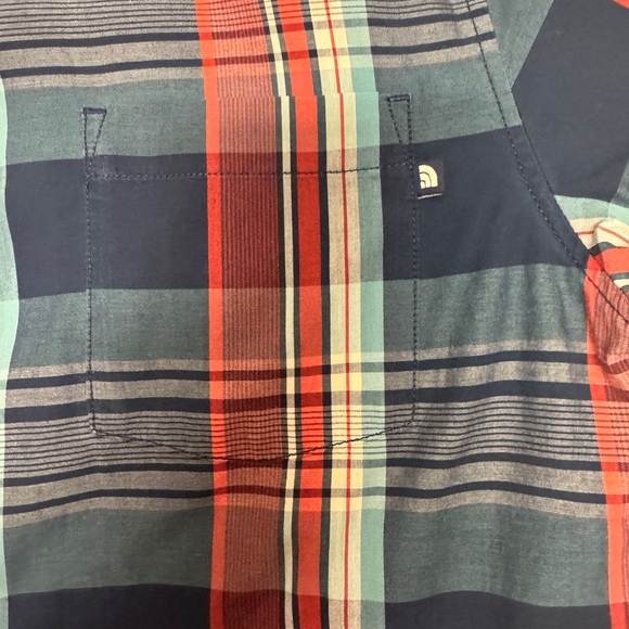The North Face button shirt - Picture 5 of 5
